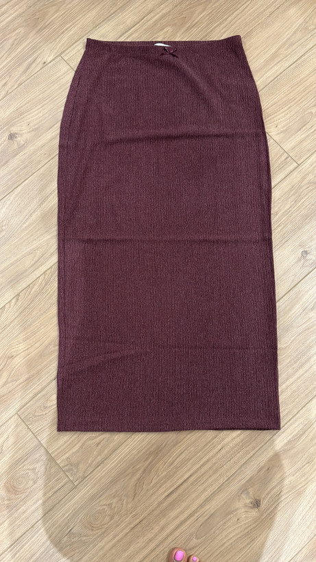 پارچه دارای کشسانی میباشد .