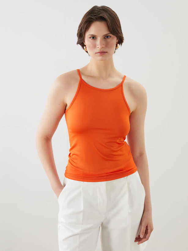 سایز ٣٨/٤٠/٤٢ پارچه دارای کشسانی میباشد